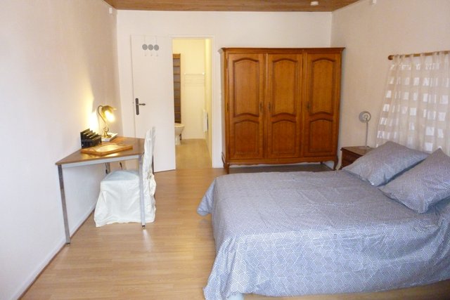 West first-floor bedroom, street side