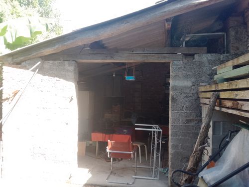 The outbuilding seen from outside